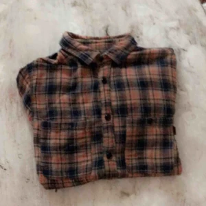  - Skön flanell skjorta från Crocker✨