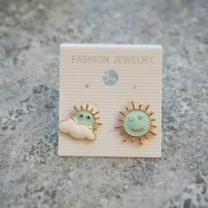  - nya örhängen /  frakt 10 kr (finns kvar 1 par)