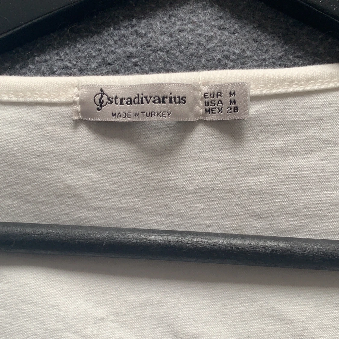 Tröja från Stradivariernas. Storlek M  - 90