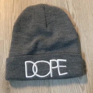 Dope mössa - Mössa nästan oanvänd
