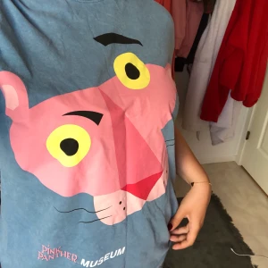 Pink Pantern t-shirt - ❌ Använd 1 gång ❌