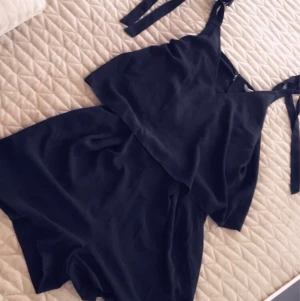 Playsuit - Supersöt playsuit från zara i strl 34