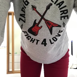 Zadig tröja - Supercool sweatshirt från Zadig & Voltaire som bara är använd några gånger så den är i toppskick☺️