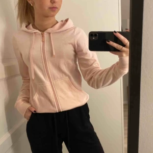  - Ljusrosa tjocktröja från Cubus💖