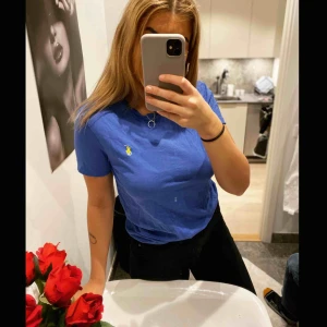 - Ralph lauren t-shirt i storlek S, köparen står för frakten🥰