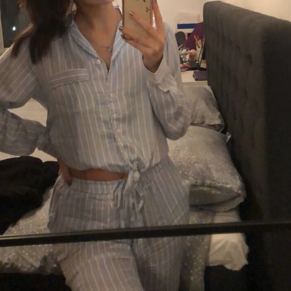 Superskön pyjamasset💕. Övrigt.