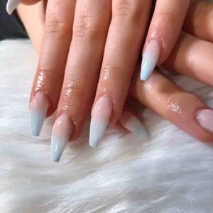  - Enkelt sett 250kr  Avancerat sett 300kr  Kontakta för tider! Finns i tyresö 