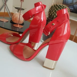  - Frakt ingår inte i priset