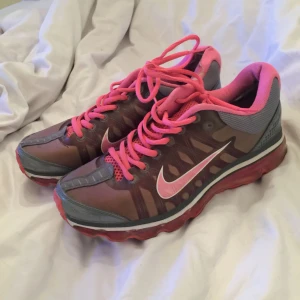  - Använda gumpisar! Därav priset! Köparen betalt frakt! 