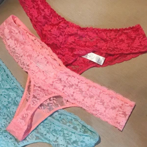  - Nya helt oanvända spetstrosor i strl small