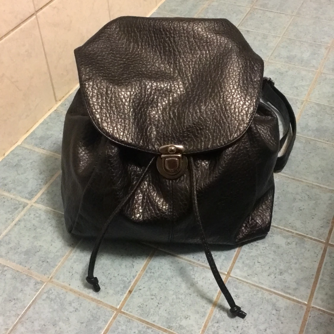 Svart ryggsäck / väska 