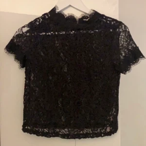 Spets topp zara -  topp från zara💕