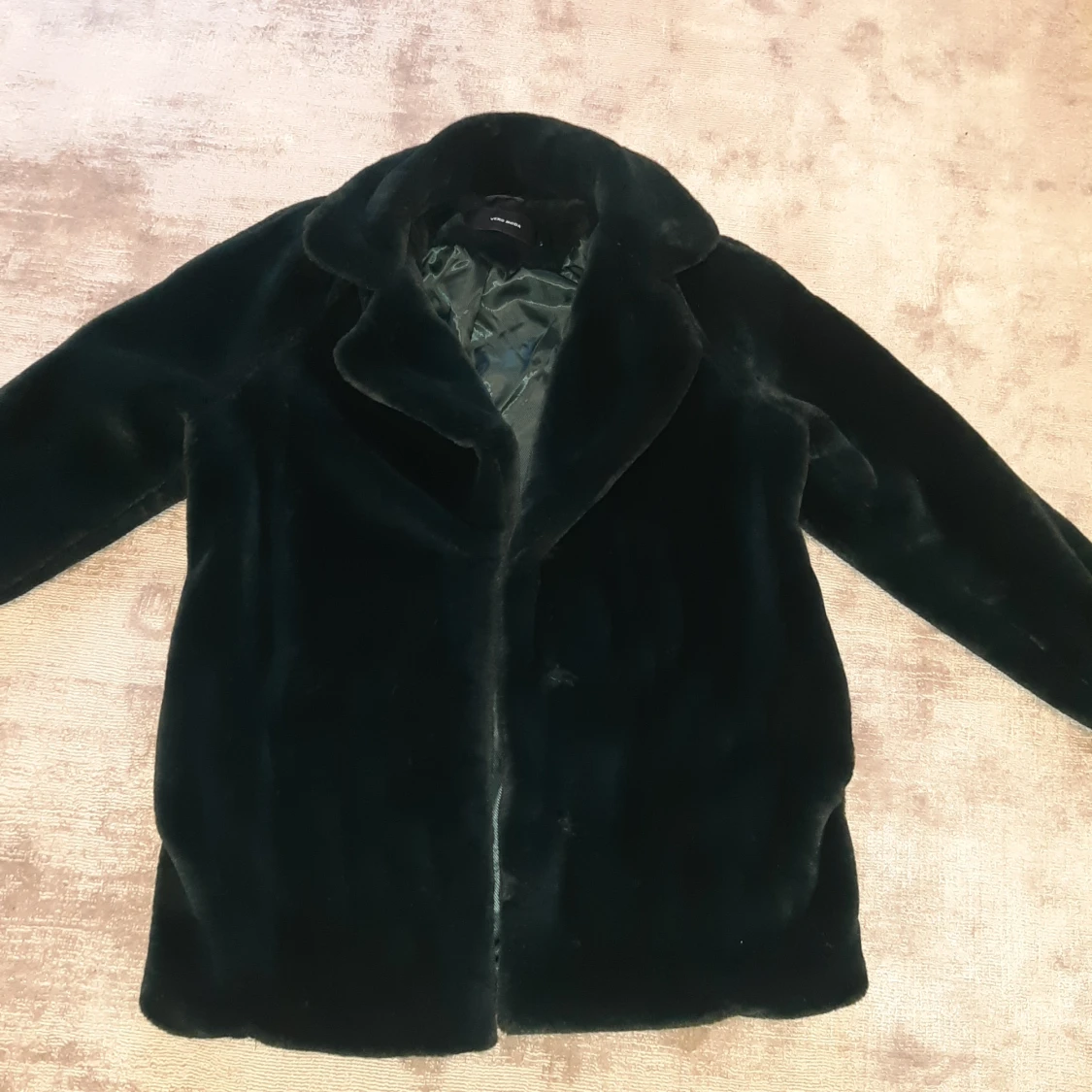 Vero Moda (fejk)pälsjacka