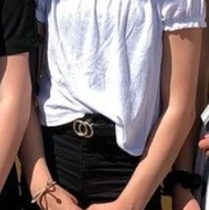 Blus - Super fin blus från Gina. Grymt skick 🤎