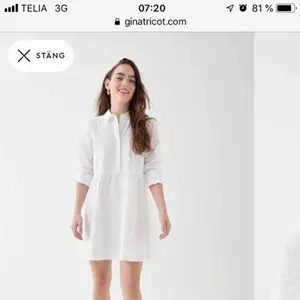 Jag letar efter Krissy Dress i vit storlek 34 eller 36 från Gina Tricot, om någon vill sälja!