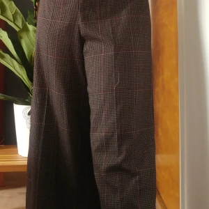 Vida byxor med sharktooth-mönster - Jättebekväma och fina vidare byxor