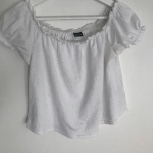 Vit blus - 🌞🌞🌸