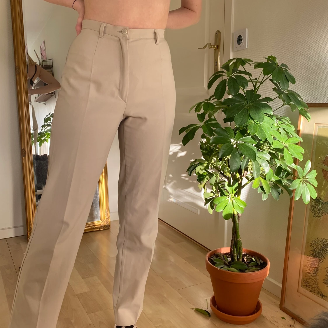 Benetton kostymbyxa beige