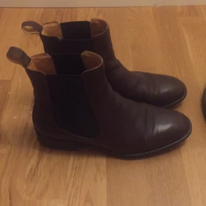 Snygga boots från Vagabond  - Säljer mina supersnygga boots från Vagabond. Strl 39. 