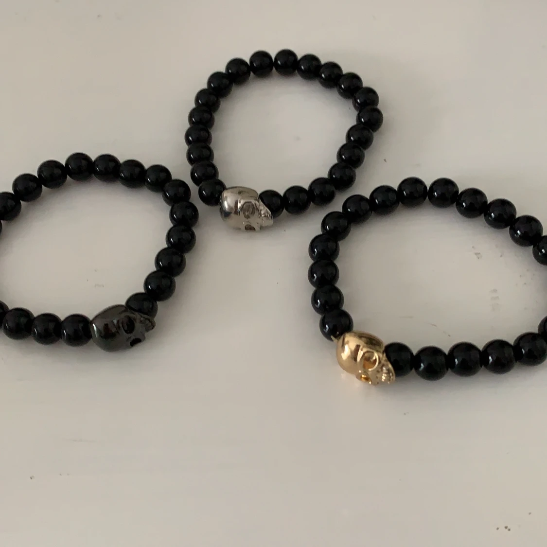 3 döskalle armband - 90