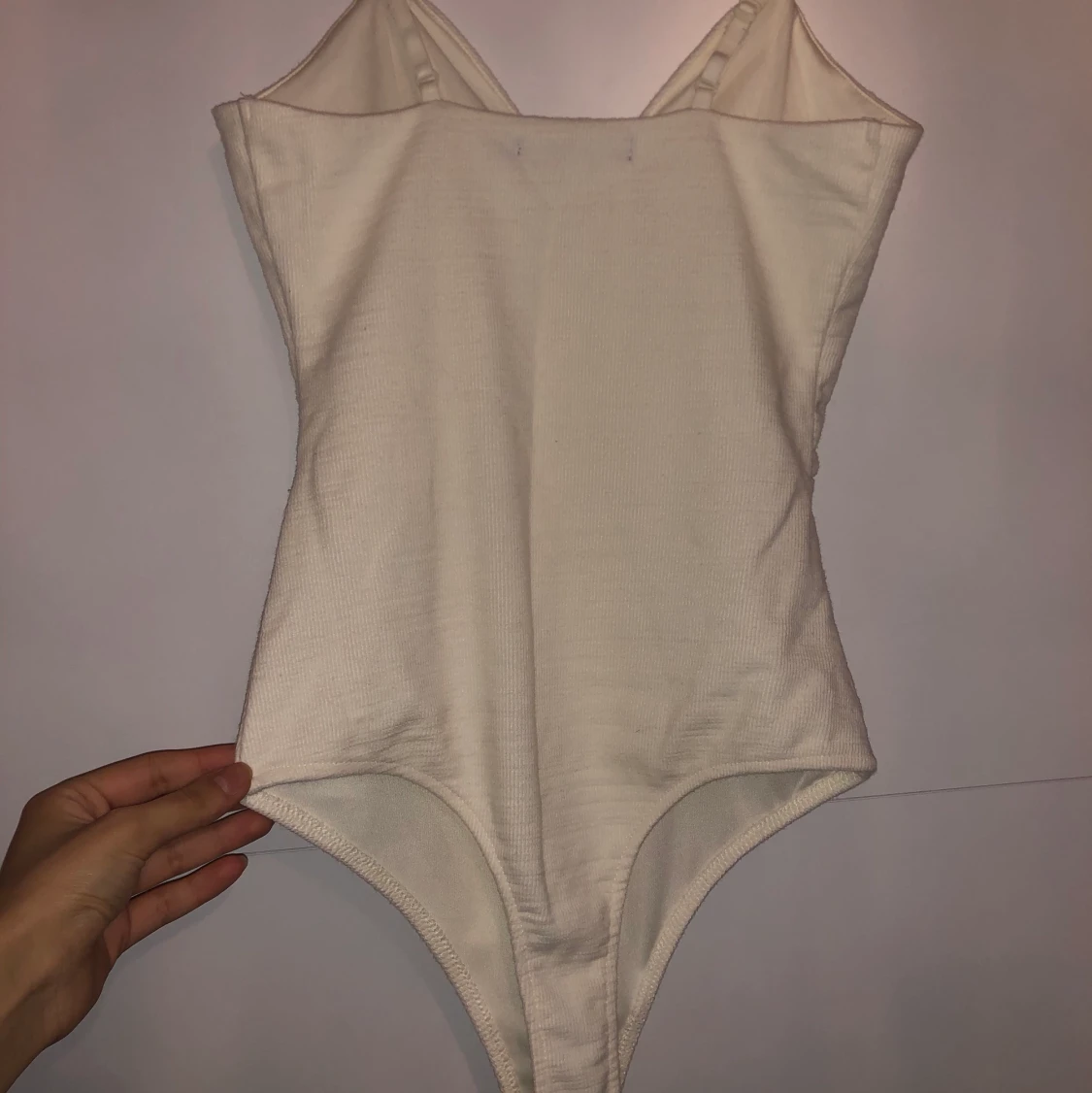 Vit topp (body) - 91