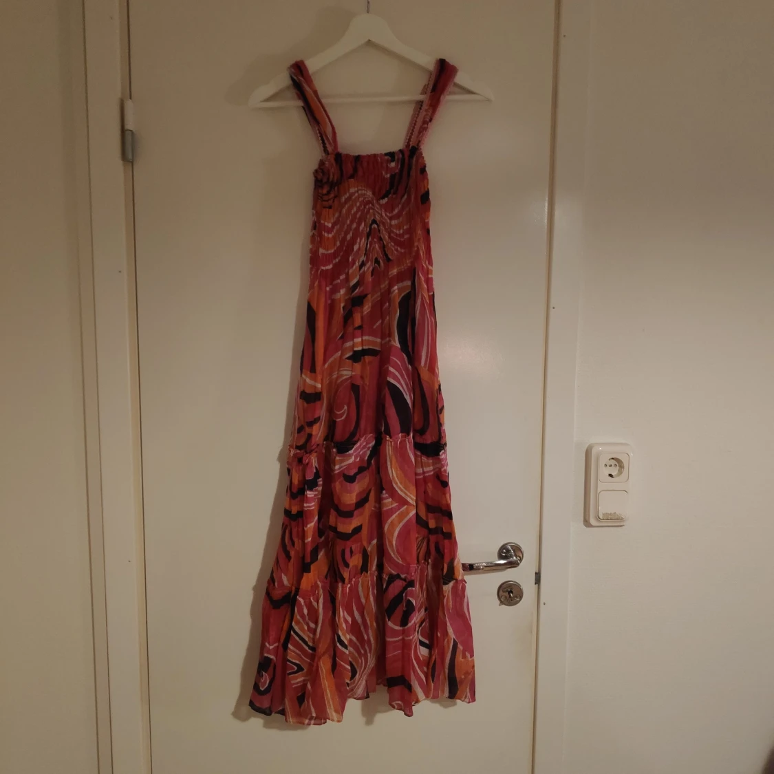 Mönstrad långklänning