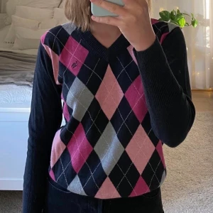 Rutig tröja - Superfin tröja som passar storlek XS-S 💓💓