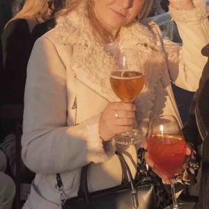  - Teddyjacka från Zara! Möts i Uppsala eller fraktar!👍