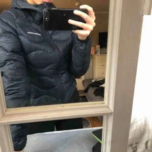  - Super snygg peak performance jacka i stl S💕