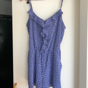 H&M byxdress strl 38 blå - H&M byxdress strl 38 blå