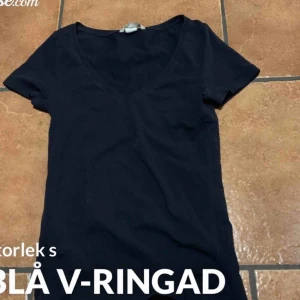 Tröja - V ringad tröja