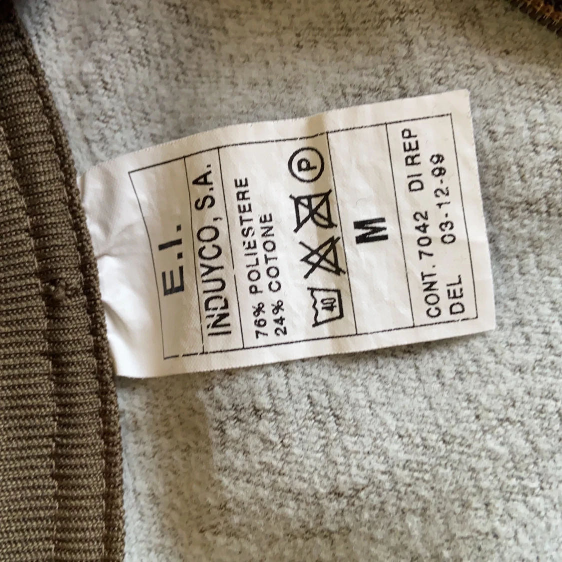 Secondhandtröja - 90