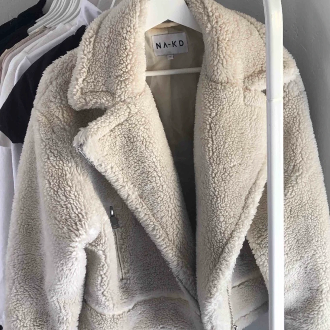 Teddyjacka från NA-KD - 90