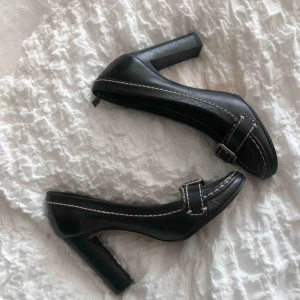  - Vintage Chloé pumps Nypris cirka 3000kr Säljer för 500kr  Storlek 37