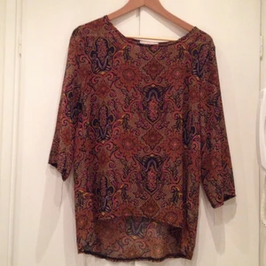 Bohemisk top från Kuala Lumpur.  - Bohemisk top från Kuala Lumpur. 