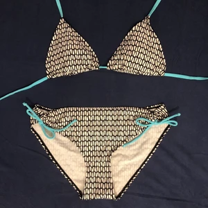 Trekants bikini - Super söt och skön bikini från Åhléns. Använt skick