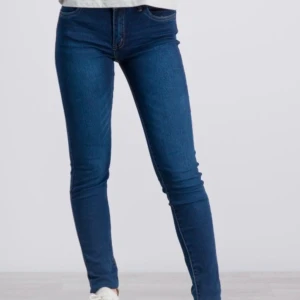 Intressekoll levis 720 skinny jeans - Storlek 160 men passar xs och s