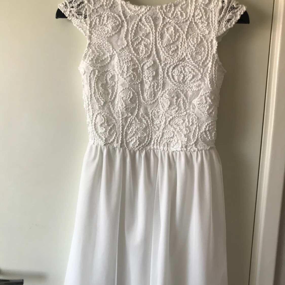 Vit studentklänning, bubbleroom, strl 34