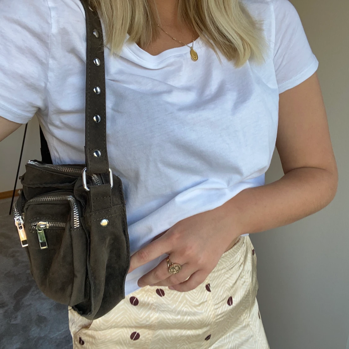 Militärgrön Noella väska - 90