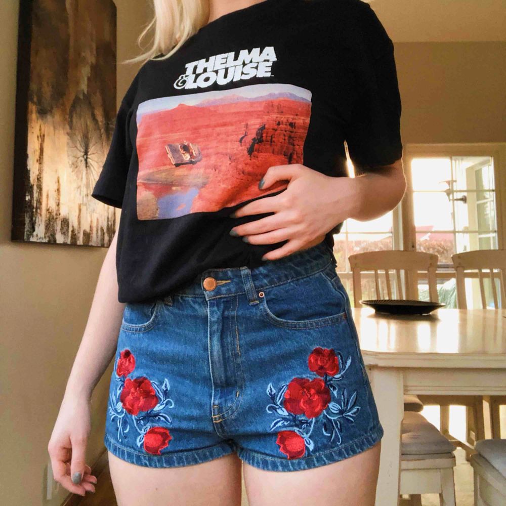 S ljer mina H M Coachella shorts Plick Second Hand