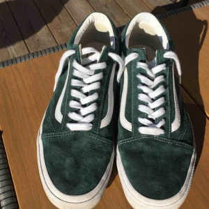  - Vans oldskool scotchgard- bara använda ett fåtal gånger. Köpta för 999kr
