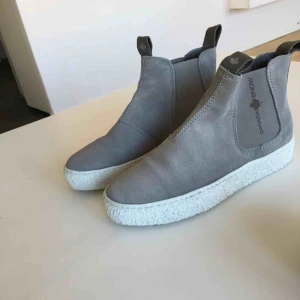  - nya oanvända Canada snow stl 36 köpt på scorett 