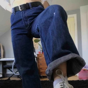  - LÄGG BUD! Vintage Ace jeans från Pepe jeans London! Älskar dessa Jenssen men har tyvärr aldrig använt dom pga har många liknande. Perfekt skick förutom ett litet hål i höger ben (syns på bilden). Skriv till mig för fler bilder!! 