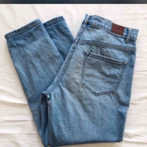  - Momjeans från Urban Outfitters, BDG. Fint skick. 