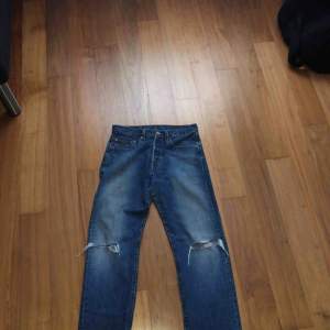 Levis 501 jeans i väldigt bra skick