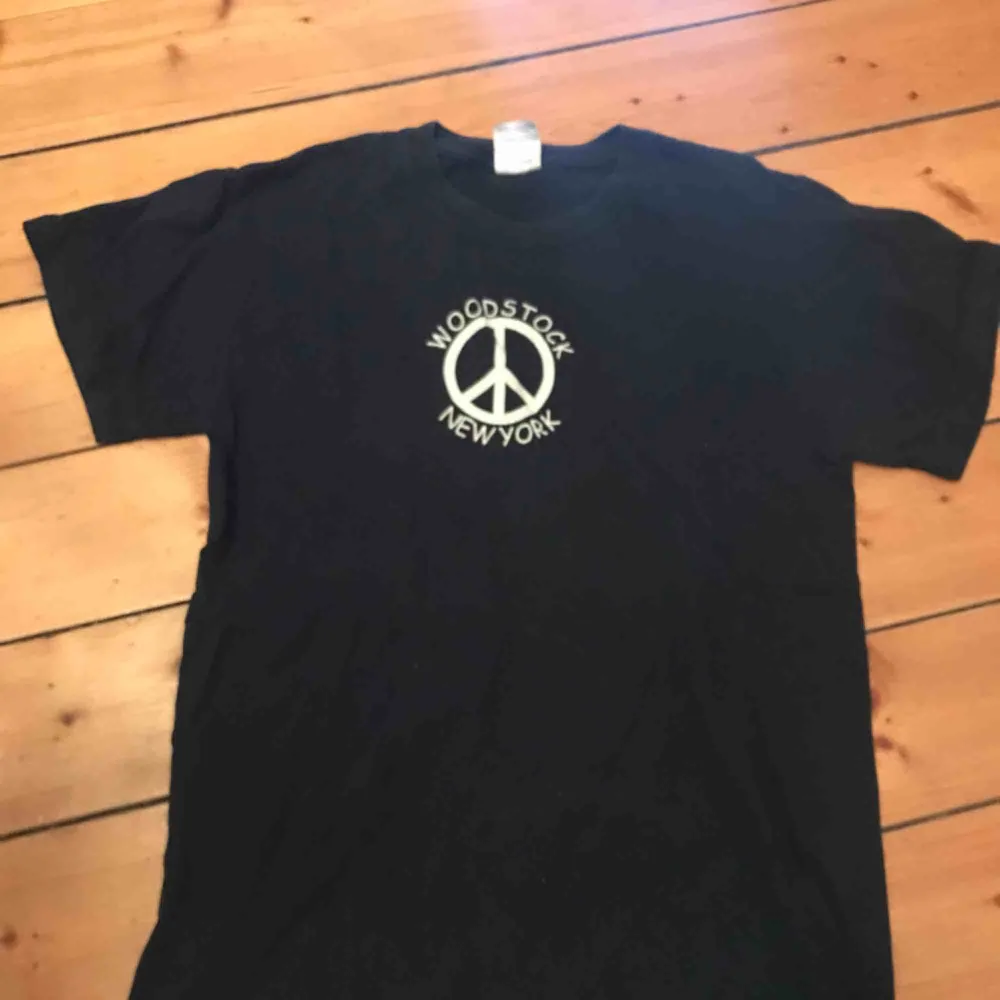 Woodstock t-shirt. T-shirts.