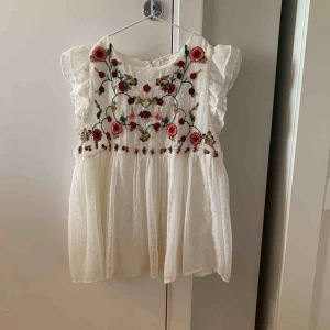  - Blus från Zara. Nypris ca. 300kr