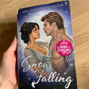 Snow falling - jane the virgin  - Detta är den kända boken från serien jane the virgin som går på netflix. Har läst klart den och behöver den inte längre. Den är köpt från amazon och kostade som ny 300kr. Boken är på engelska och har sina skrapor men går perfekt att läsa. Frakt bjuder jag på !!