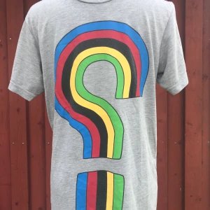 Fet SWEET SKTBS tshirt - Snygg tshirt från SWEET SKTBS. Väldigt bra skick & knappt använd. 🤩 Köparen står för frakten. 