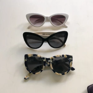  - Solglasögon 20kr st.